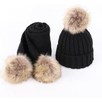 Bonnet et écharpe en laine pour enfants avec pompon