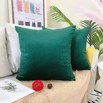 Luxe Emerald Velvet Throw Cover