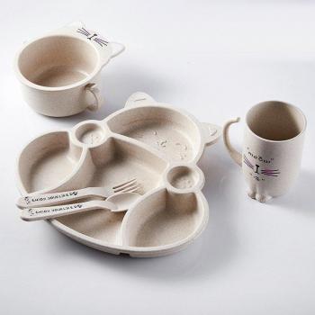 Plato infantil con compartimentos