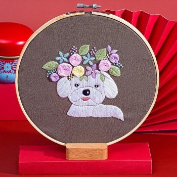 Pet Embroidery DIY Project for Home Decor