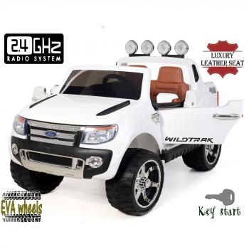 Ranger Wildtrak Toy Car in Pelle Bianco
