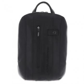 Piquadro Urban Mini Laptoprucksack mit iPad® Pro 11-Fach aus Leder schwarz