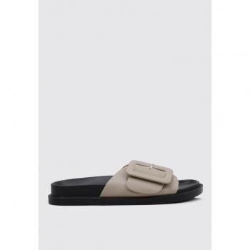 Limma Beige Sandale de Macari