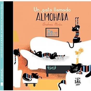 Un gato llamado almohada