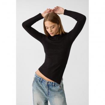 Stradivarius Asymmetric Knit Top in Black L