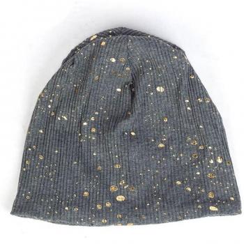 Beanie con Acabado Metálico para Otoño, Disponible en Negro y Bronceado