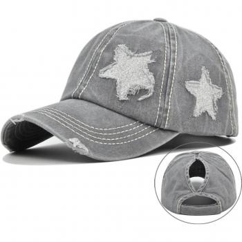 Gorra de béisbol con agujero para coleta