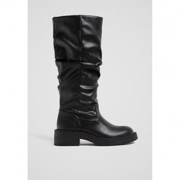 Schwarz: Flache Langschuh‑Slouchy von Stradivarius (41)