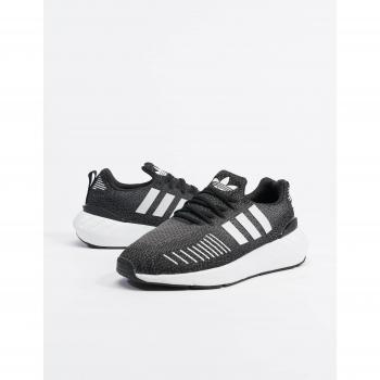 Adidas Women's Swift Run 22 Sneakers