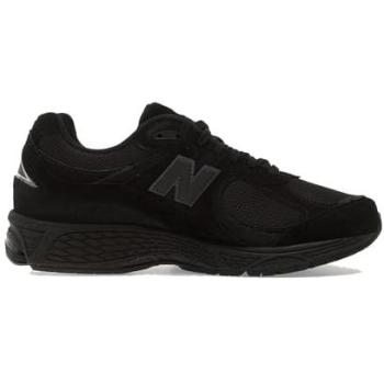 New Balance 2002R Black Sneaker – Unisex – Size 7