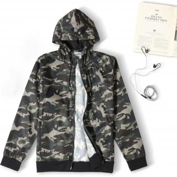 Sudadera con capucha camuflaje