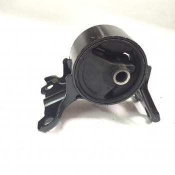 Mitsubishi Lancer engine mount rubber pad OEM: MN184355 MN101572 MN101574 MN101441