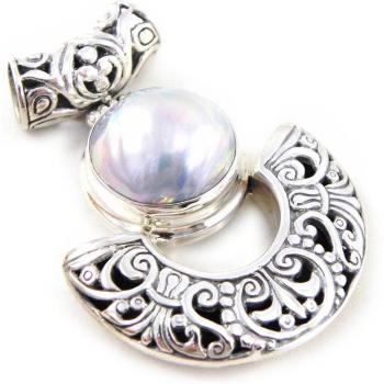 D5884 Celestial Blue/Silver Pendant – Lily’s Treasure