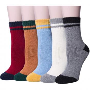 5-Set Winter Wool Crew Socks for Women – Colorful Design