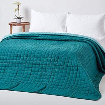 Capa Blanca con Toque Verde y Turquesa Homescapes 200x200