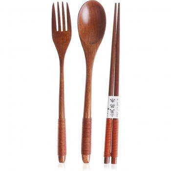 Portable Wooden Dinner Set