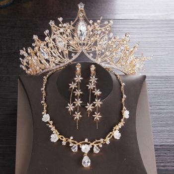 Joyas para la Novia: Collar, Pendientes y Tiara