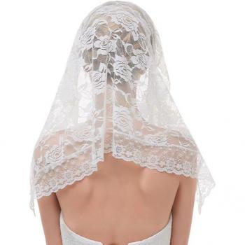 Bridal Veil with Delicate Lace and Scalloped Trim, No Comb