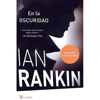 EN LA OSCURIDAD