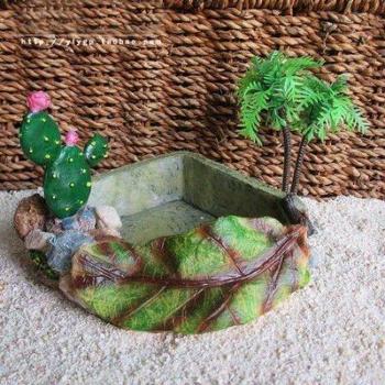 Pet Feeding Box for Hermit Crabs with Water Basin