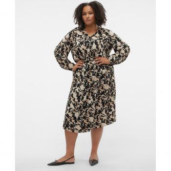 Blusa de mujer talla grande Vero Moda Curve con estampado y botones