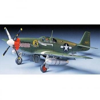 Modello in scala 1:48 North American P-51B Mustang
