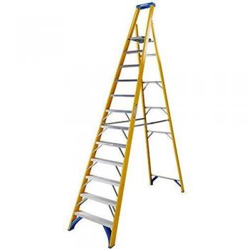 Werner 12 Tread Fibreglass Platform Stepladder