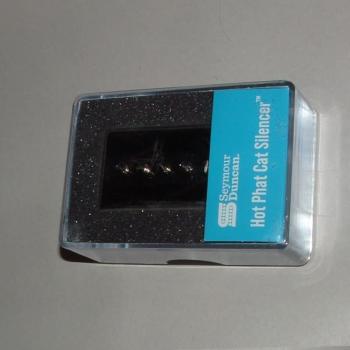 Silencieux P90 Cat (Seymour Duncan) – Humbucker chaud, format PHAT, support en nickel