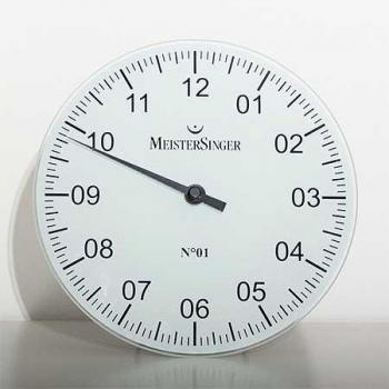 Meistersinger Zeitmesser 18 – Edelstahl & Holz