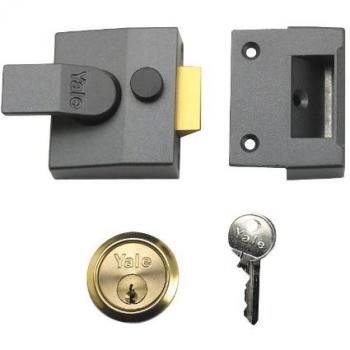 Yale P85 Deadlocking Nightlatch 40mm