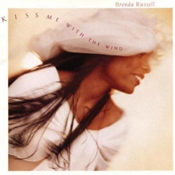 Kiss me with the wind