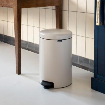 Brabantia NewIcon Treteimer 20 Liter Soft Beige