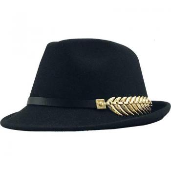 Stilvolle Männerhütte mit Homburg-Optik