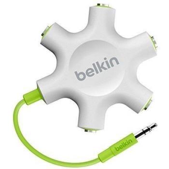 Divisor de audífonos RockStar de 5 puertos (cable adicional de 3,5 mm a 3,5 mm), color blanco (Belkin F8Z274bt)
