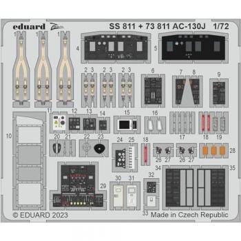 Eduard AC-130J 1/72 Bausatz von Zvezda
