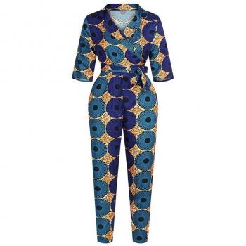 Afrikanische Sommermode: V-Ausschnitt Dress mit Druck