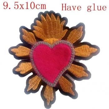 DIY Patch: Goldkrone und Herz