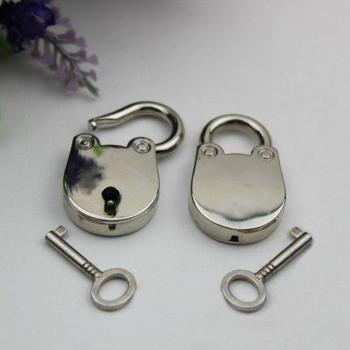 Étui à boucle chaton