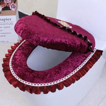 Conjunto Premium Inodoro Oro: Asiento Terciopelo + Tapa Impermeable