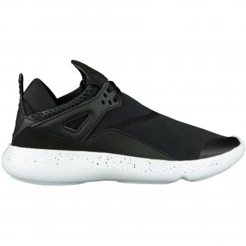 Junior Air Jordan Fliege 89 – Nike Schuhmodell AA4039 – schwarz/weiss – Größe 37,5