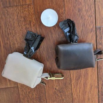 Support de sacs à déjections pour animaux de compagnie