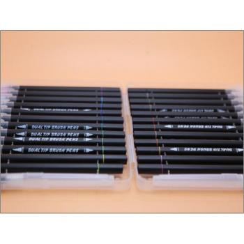 Pincel ArteDual: Set Acuarela 24 Colores + Gancho