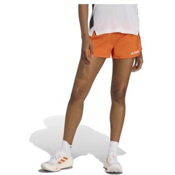 Pantaloni corti Adidas Xperior 5” per donne, colore arancio e nero