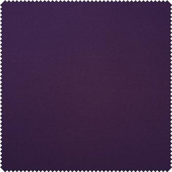 Violettfarbener Baumwollstoff