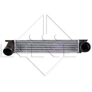 NRF 30385 radiatore intercooler