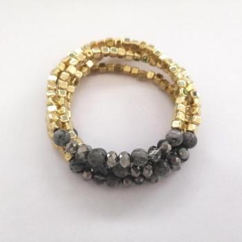 ZWPON Women’s 4 PCS Mixed Squared Beads Stretch Bangles