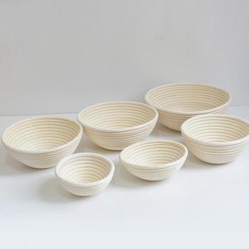 Cesta de mimbre para pan campesino