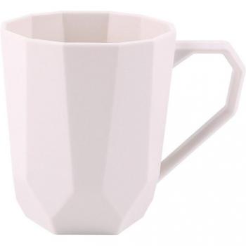 Schlichte Waschbecher