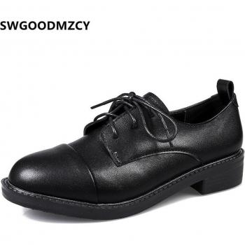 Calzado Oxford negro plano y cómodo