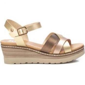 Sandalia cuña Xti para mujer 142853 color oro